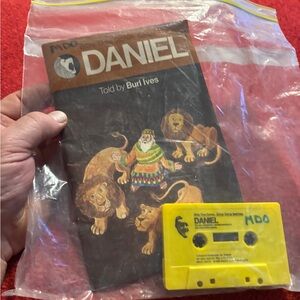 Daniel Kids Storybook and Cassette Set - Yellow